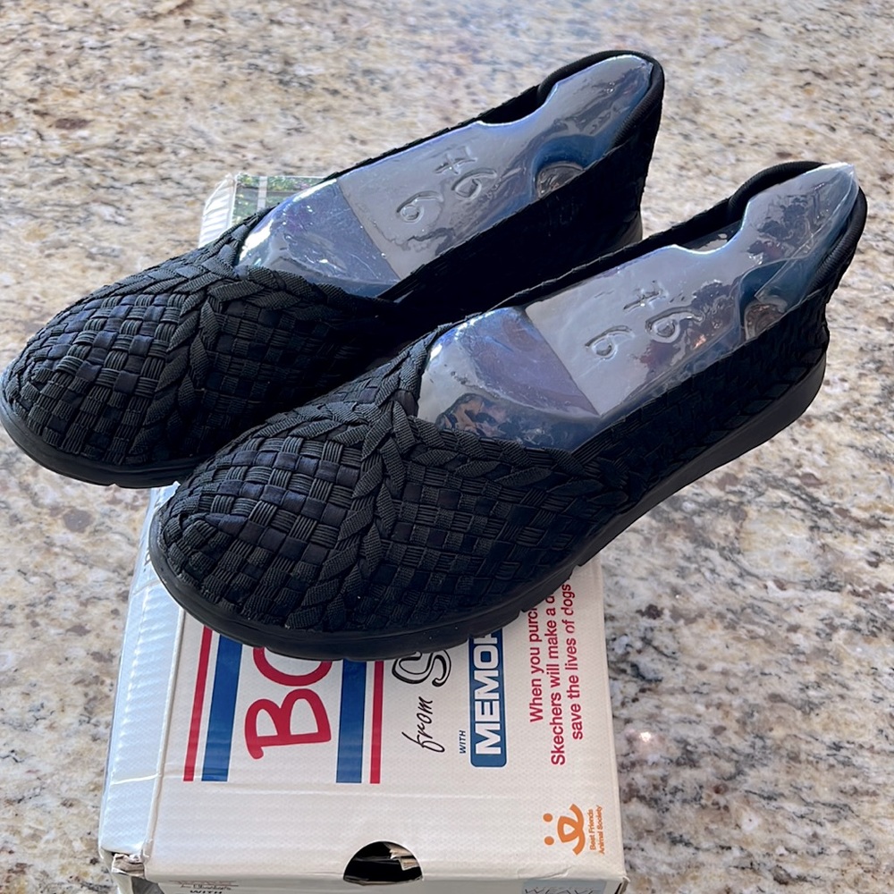 Bobs from Skechers, Pureflex Prima ballet flat, black woven, women’s size 9M